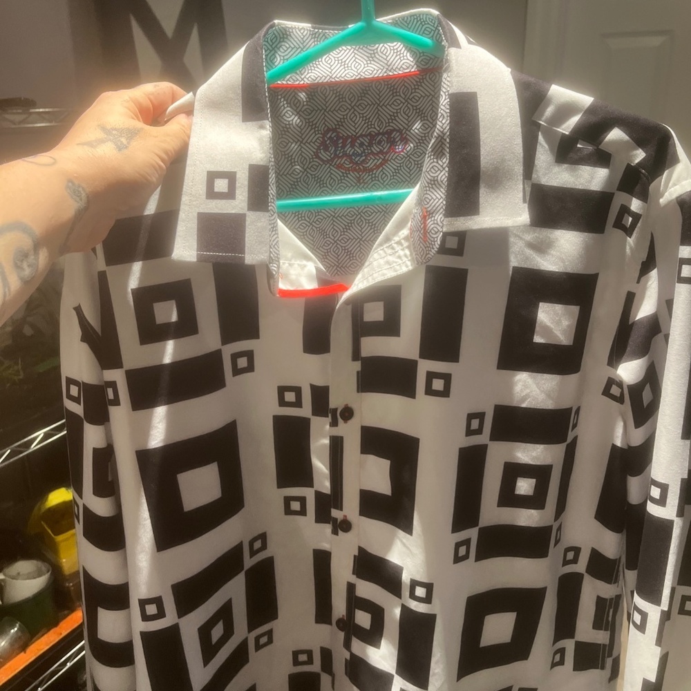 Sugar that shirt is sweet